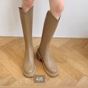 Tall Knee-Length Casual Boots in Tan like new